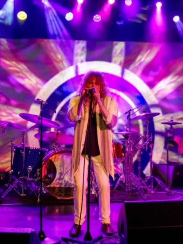 A representation of Whitesnake on stage